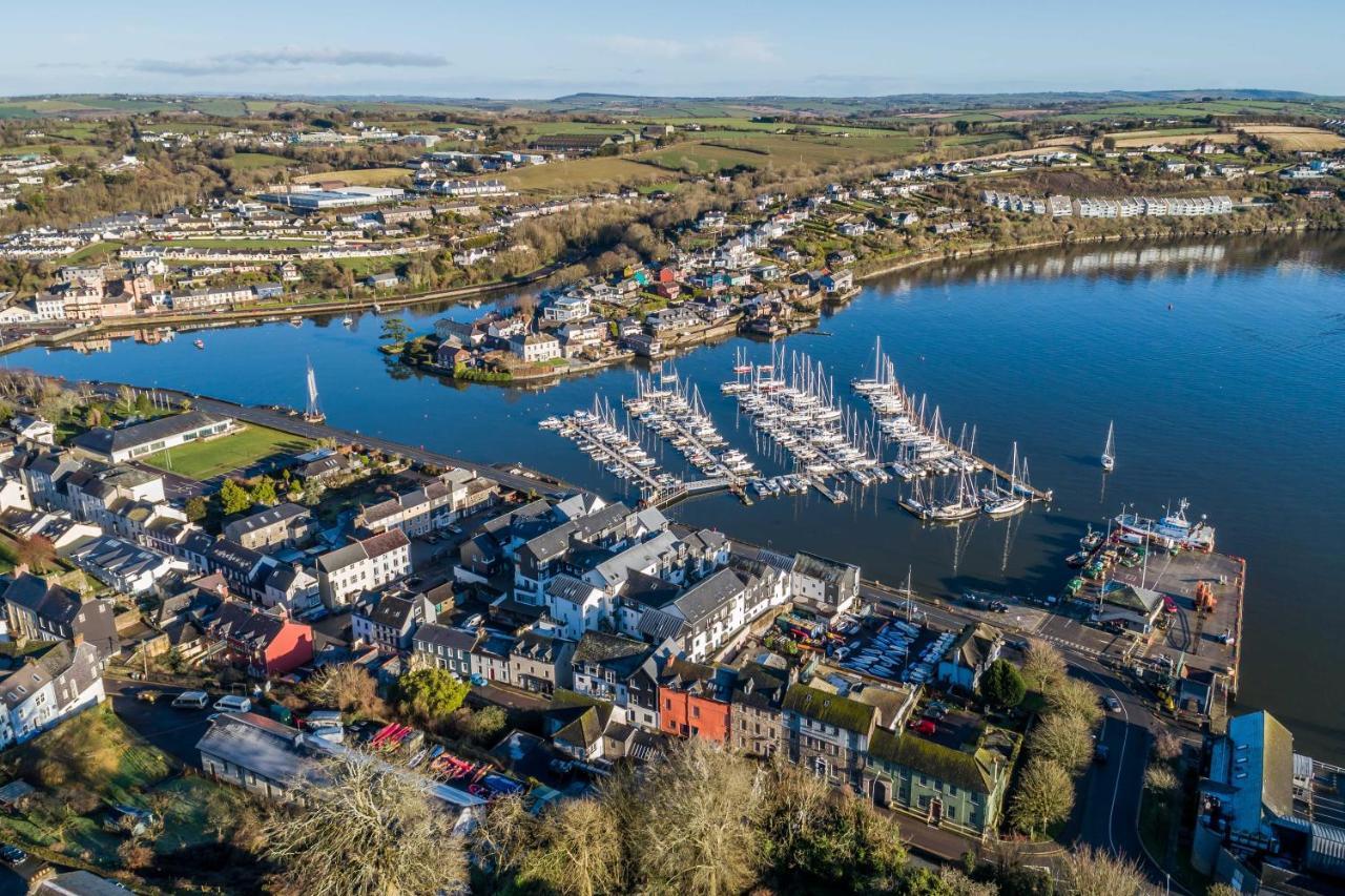 The Town House Kinsale, Hosted By Exquisite Holiday Homes, Sleeps 16 Экстерьер фото