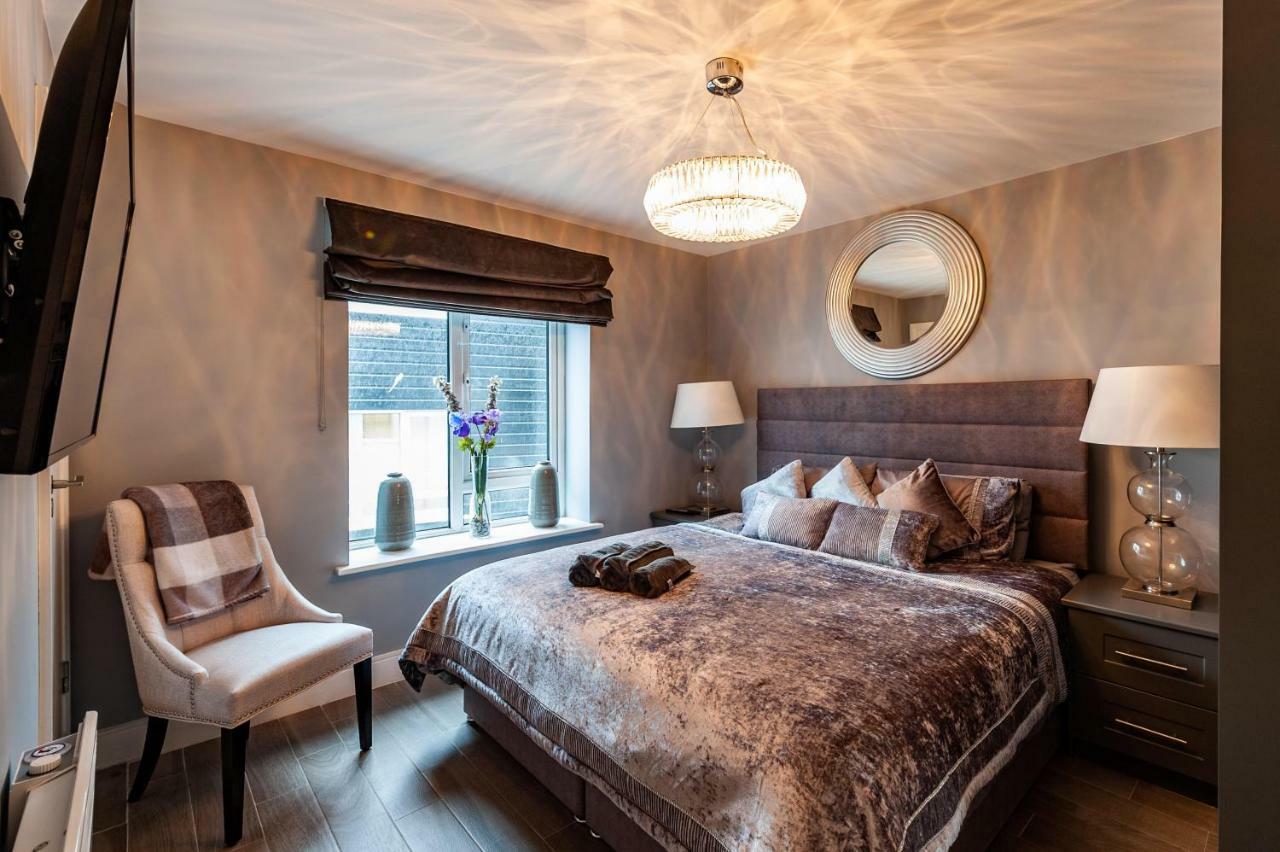 The Town House Kinsale, Hosted By Exquisite Holiday Homes, Sleeps 16 Экстерьер фото