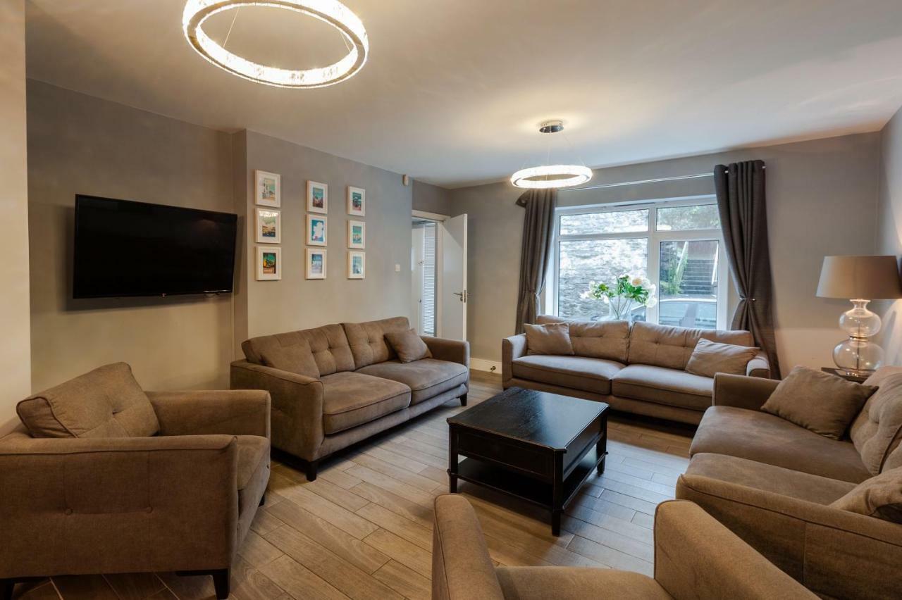 The Town House Kinsale, Hosted By Exquisite Holiday Homes, Sleeps 16 Экстерьер фото